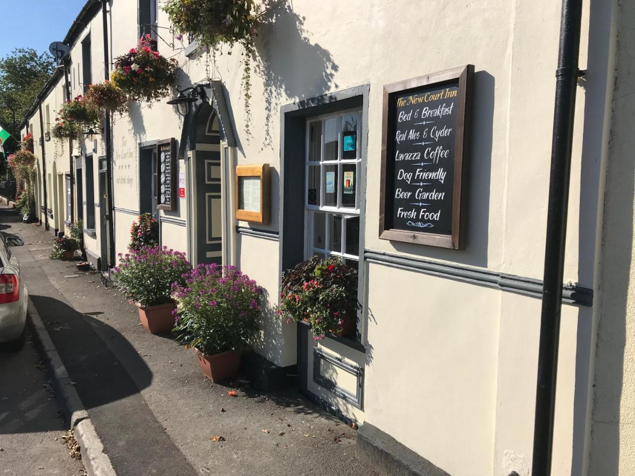 The New Court Inn Usk Exterior photo